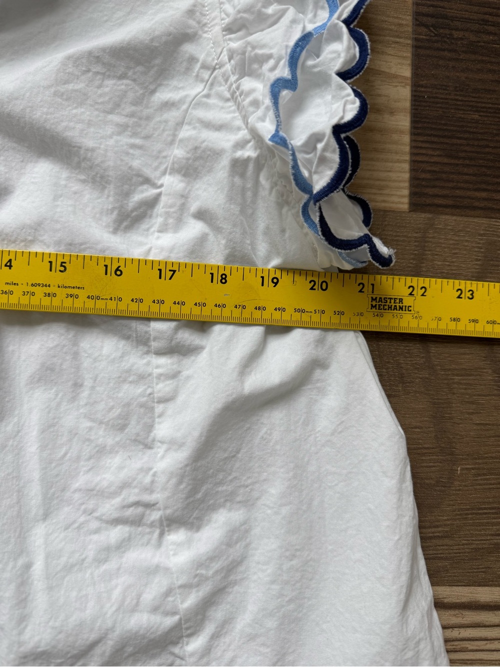 Umgee White V-Neck Ruffle Sleeve Top with Blue Trim Cottagecore Coastal - Picture 6 of 7